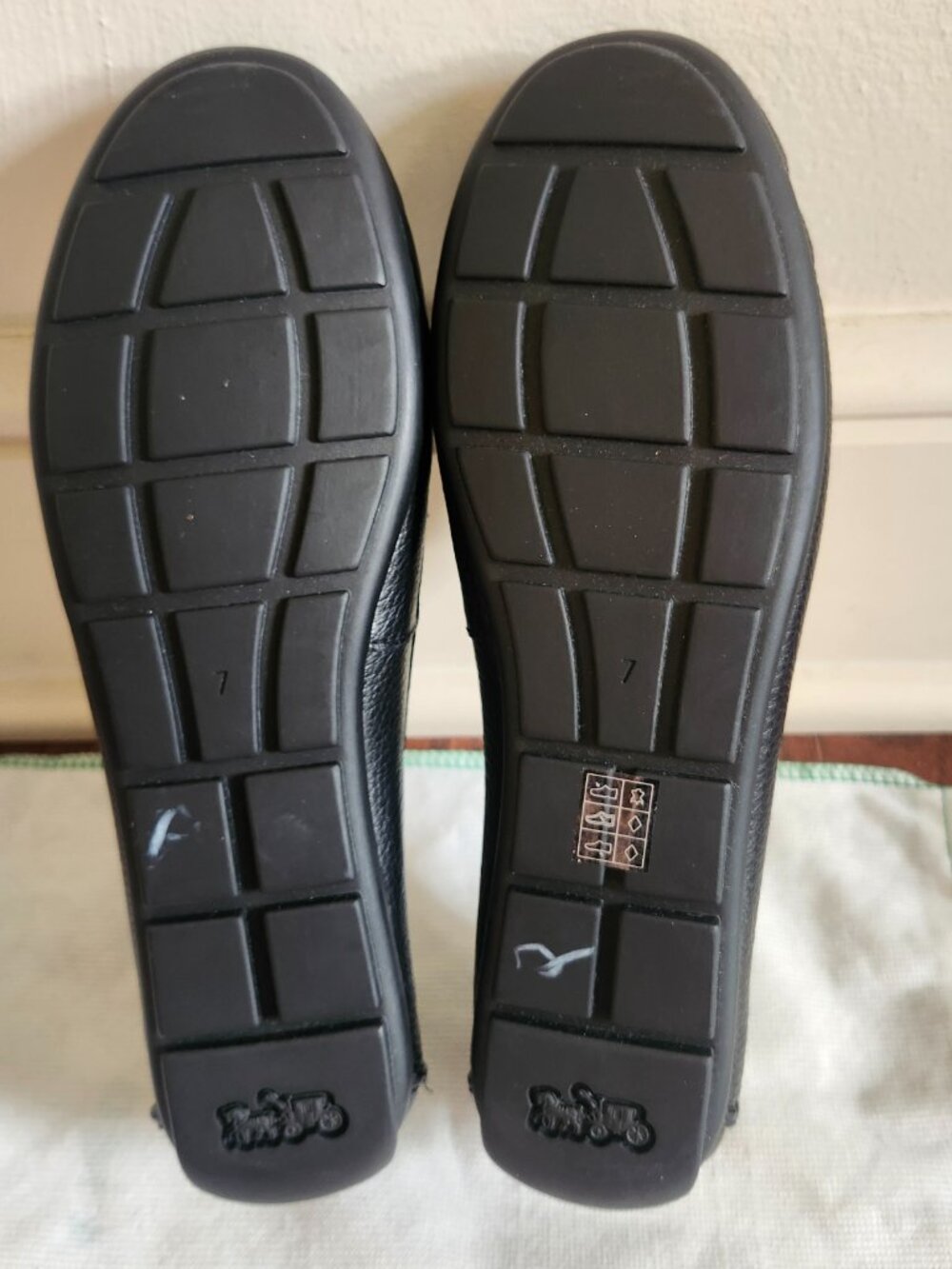 Coach Black Marley Leather Flat Size 7 B Style CC704 G4835 Women’s New WOT box - Picture 6 of 8